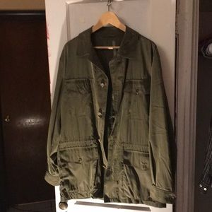 Mid-length men’s jacket.